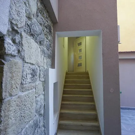 Lägenhet Ispod Ure *