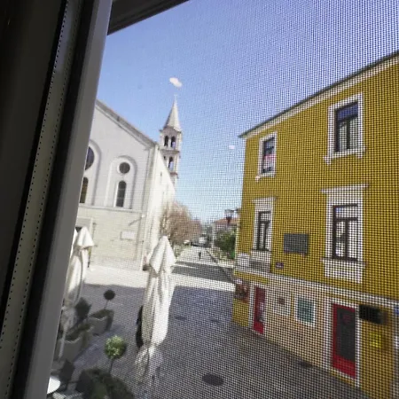 Apartment Ispod Ure